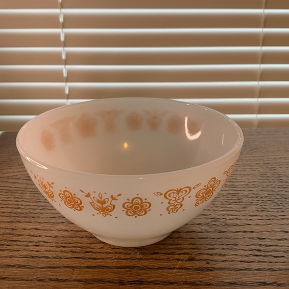 Two Termo Rey Butterfly Gold Bowls - Picture 2 of 5
